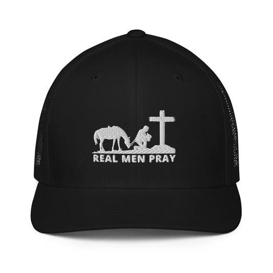 Real Men Pray to GOD - Closed-back trucker cap